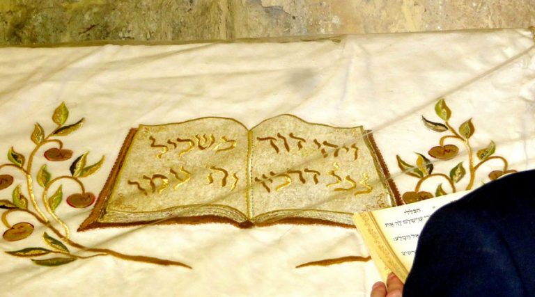 Torah_portion_featured_1 - Messianic Jewish Bible Institute